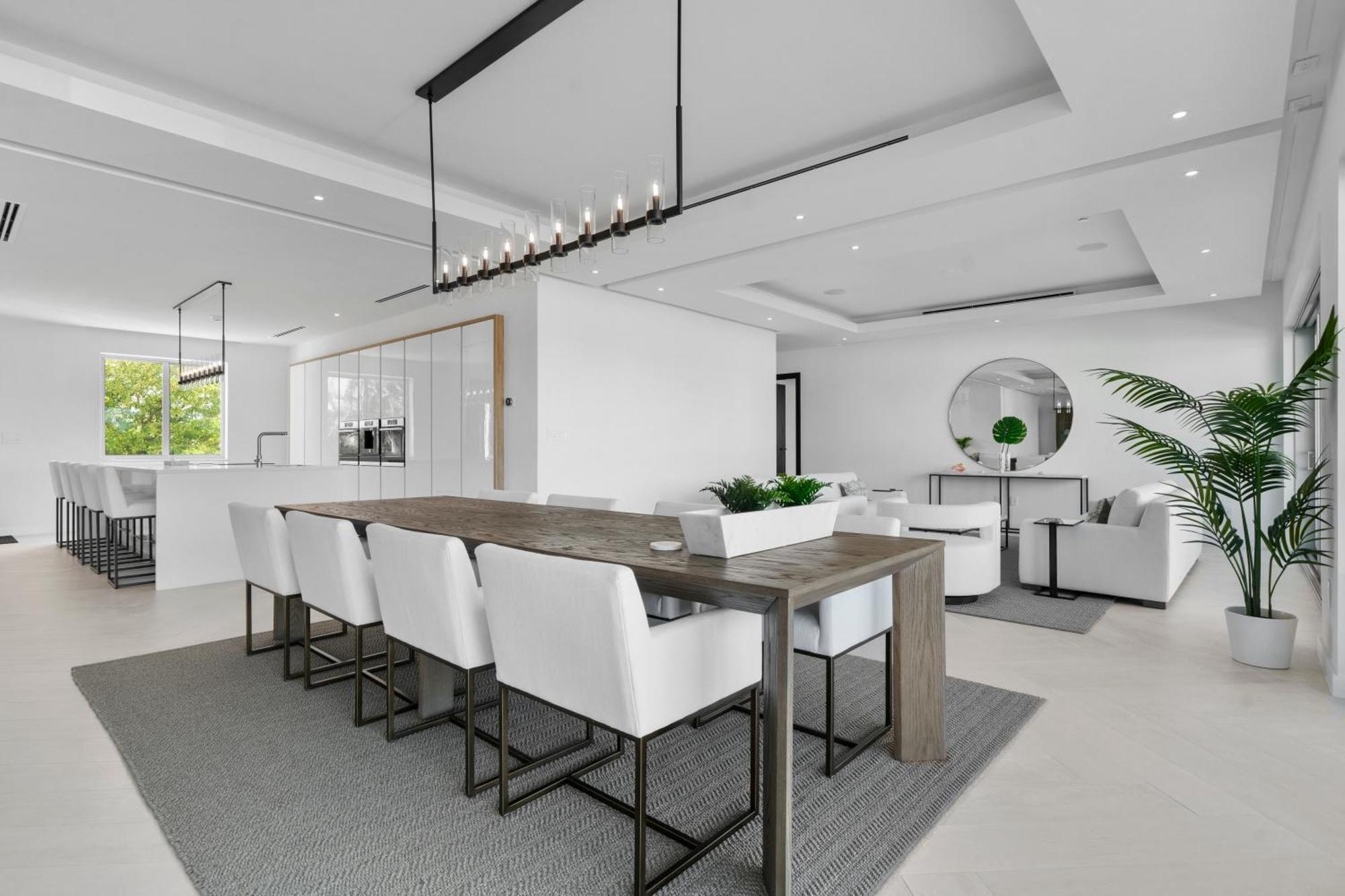Casablanca Bahamas- New Luxury Waterfront Condo, Palm Cay, The Bahamas Appartement