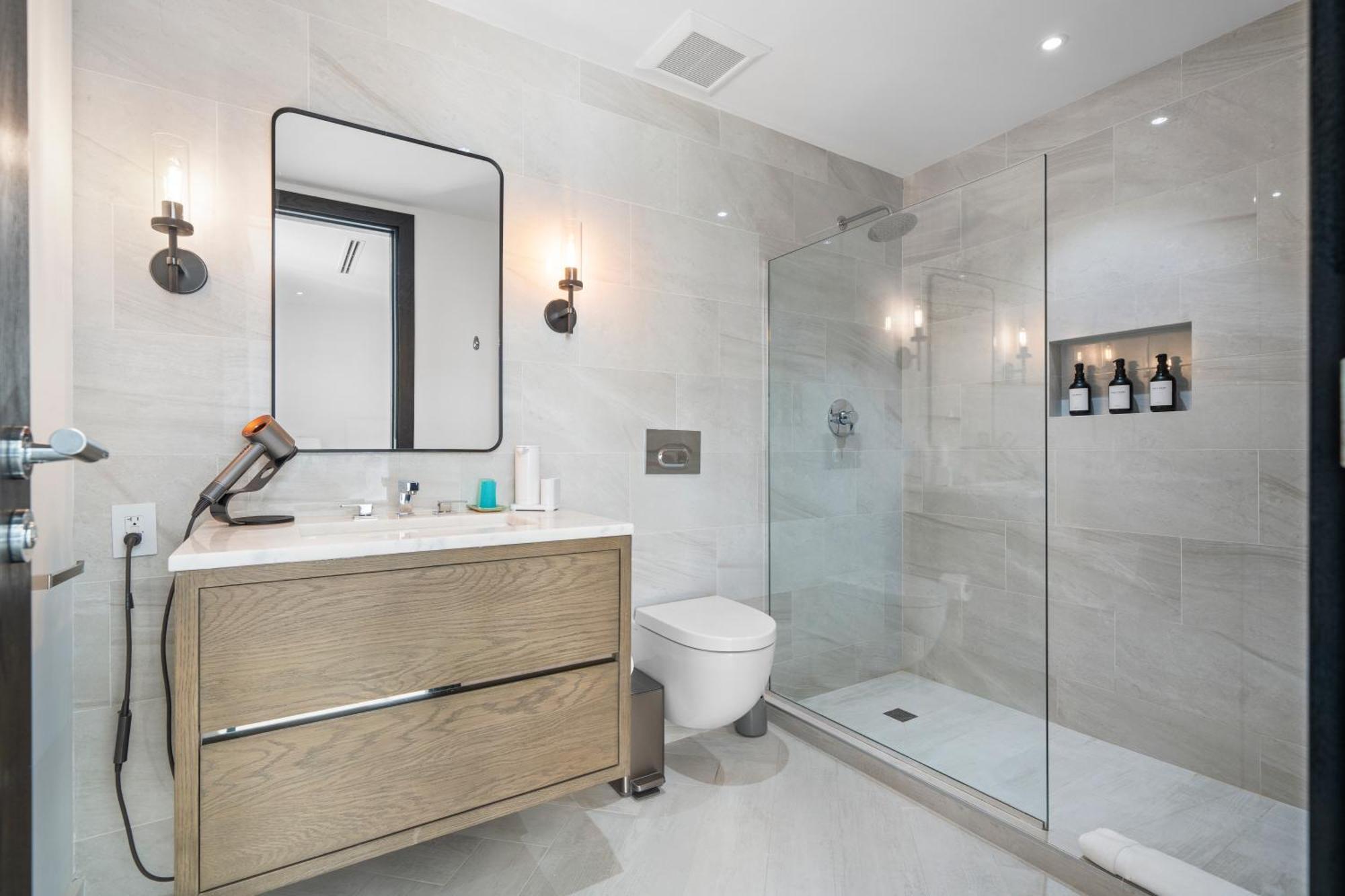 Appartement Casablanca Bahamas- New Luxury Waterfront Condo, Palm Cay, The Bahamas Nassau