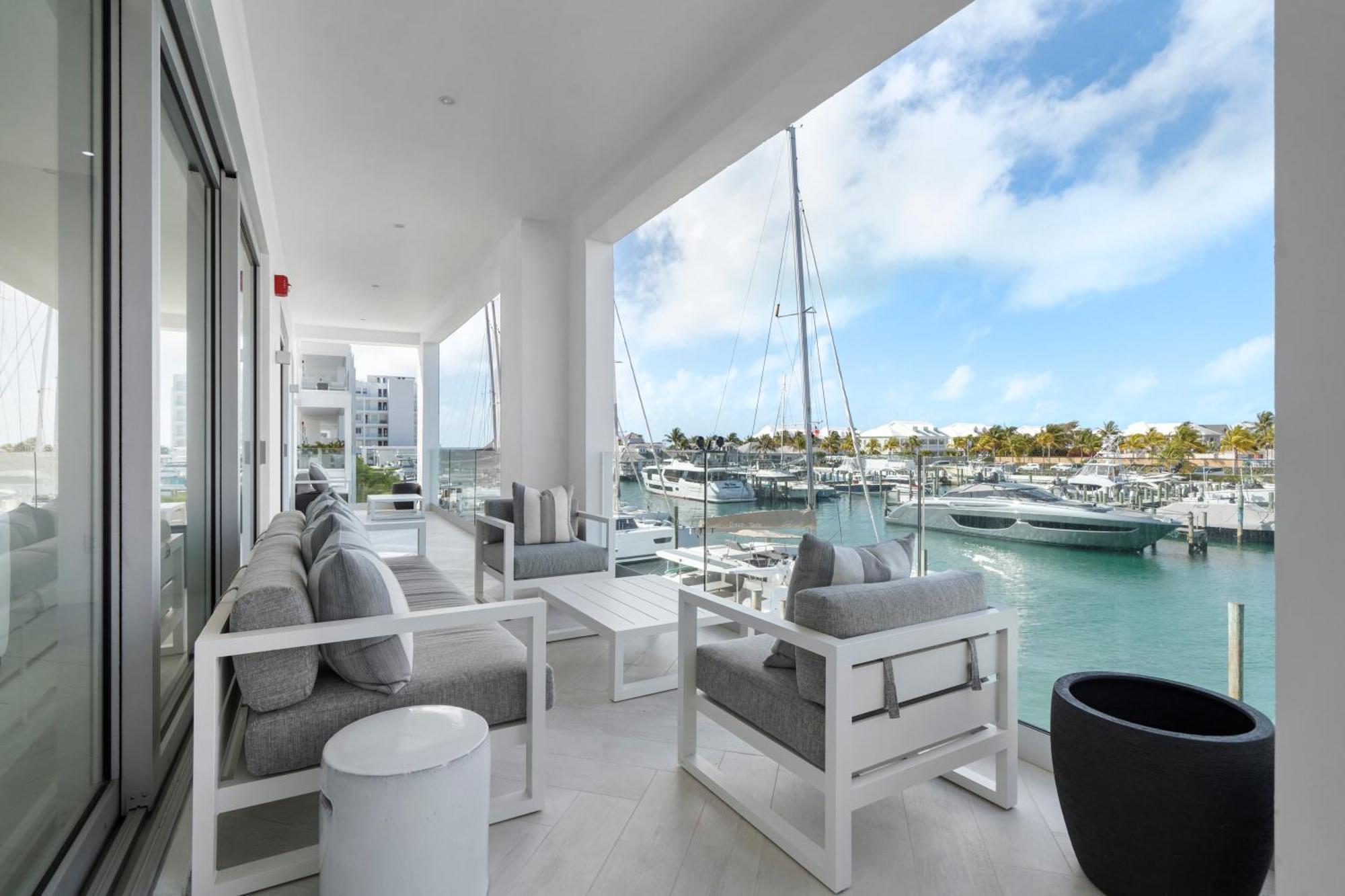 Casablanca Bahamas- New Luxury Waterfront Condo, Palm Cay, The Bahamas *