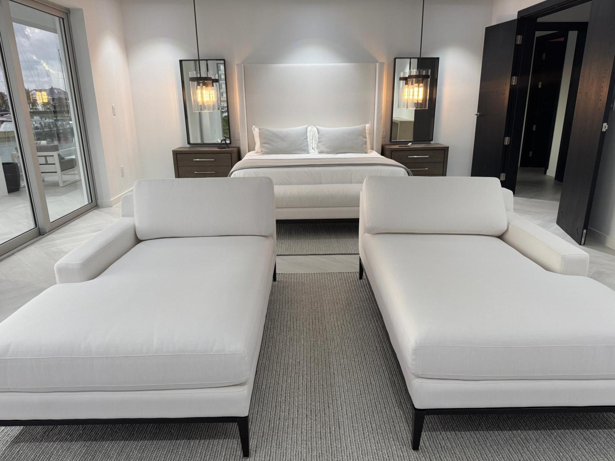 Casablanca Bahamas- New Luxury Waterfront Condo, Palm Cay, The Bahamas * Nassau
