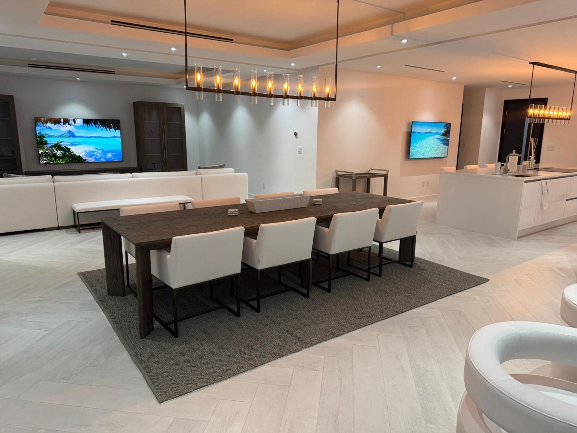 Apartment Casablanca Bahamas- New Luxury Waterfront Condo, Palm Cay, The Bahamas Nassau