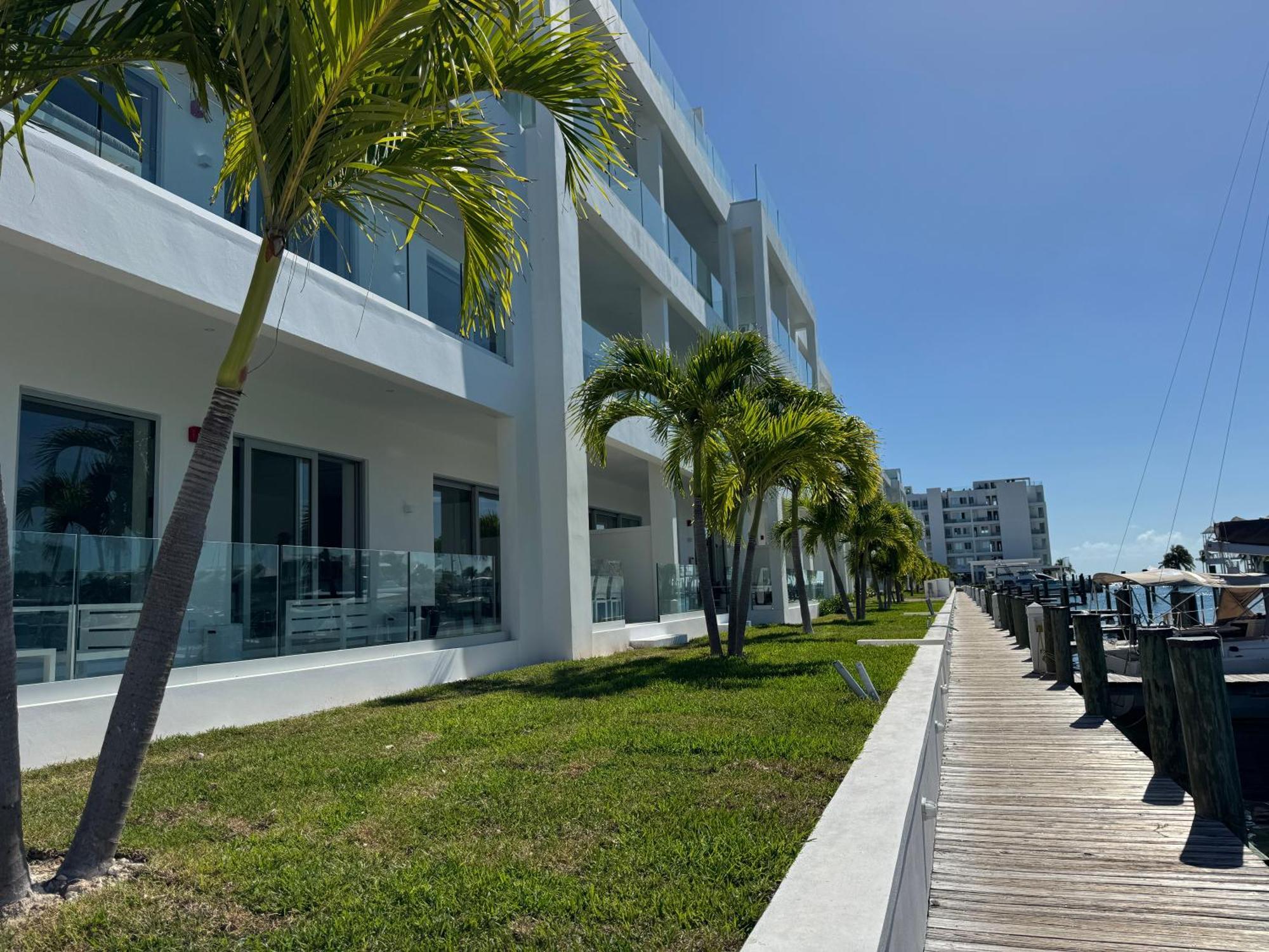 Casablanca Bahamas- New Luxury Waterfront Condo, Palm Cay, The Bahamas *