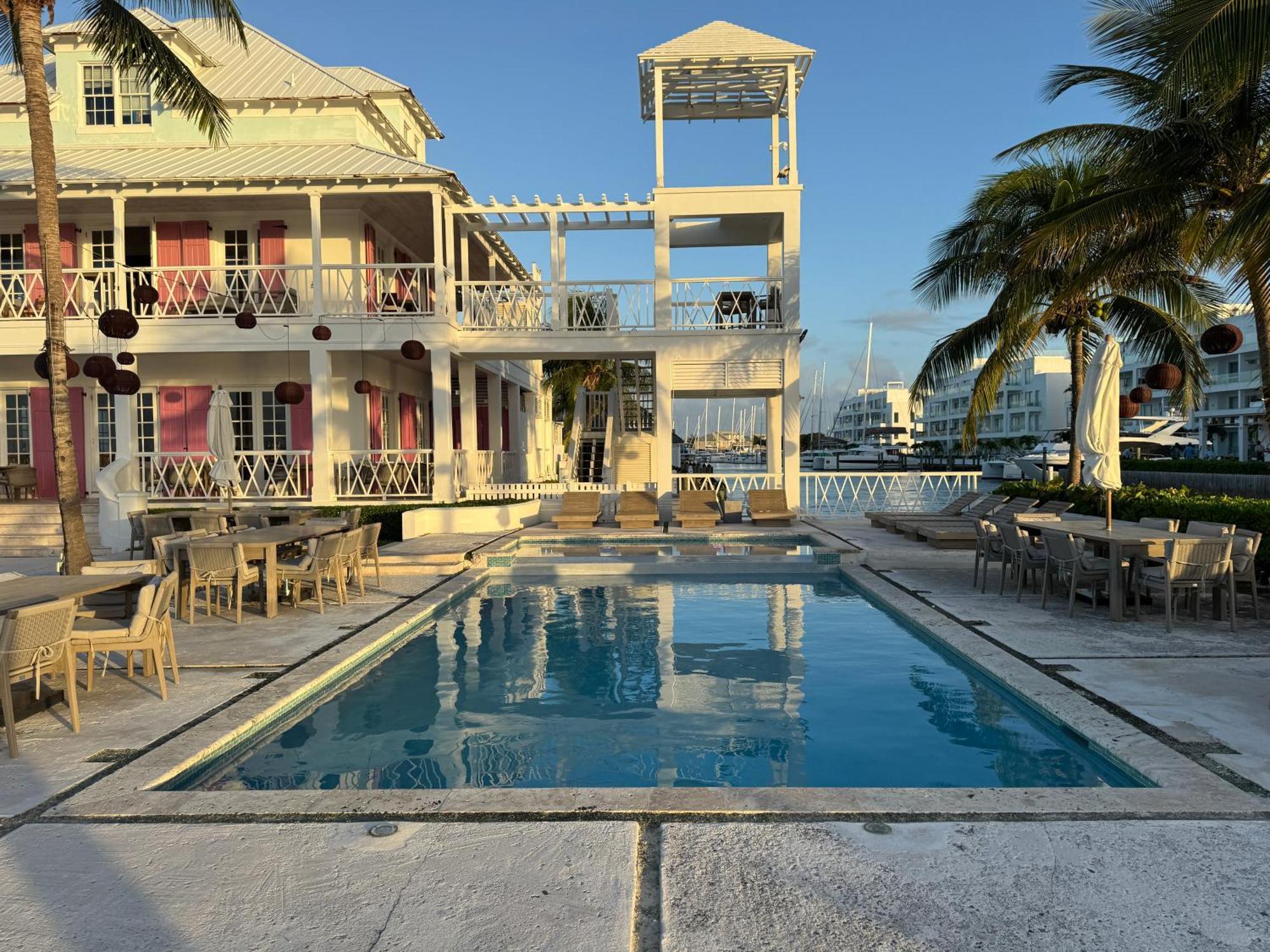 Casablanca Bahamas- New Luxury Waterfront Condo, Palm Cay, The Bahamas Apartment *